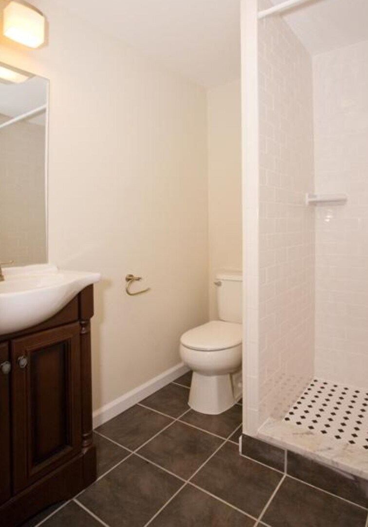 Building Photo - 12 Parker Hill Ave