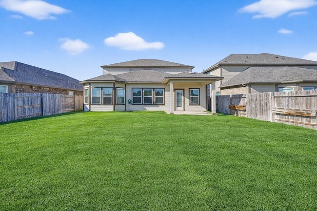 Building Photo - 1322 Eagle Pass Dr