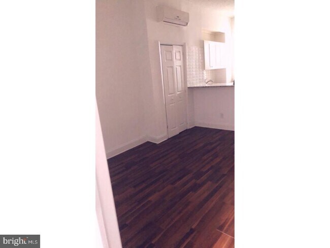 Building Photo - 753 S 22nd St