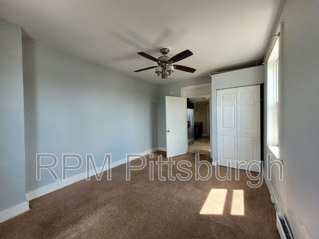 Building Photo - 3053 Brereton St