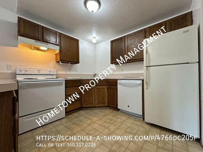 Building Photo - Convenient Location! 2 Bedroom Apartment A...