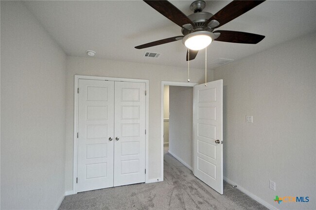 Building Photo - 723 Myrtle Path