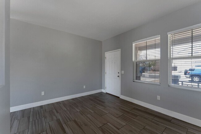 Building Photo - Charming 3BR House in Apache Junction