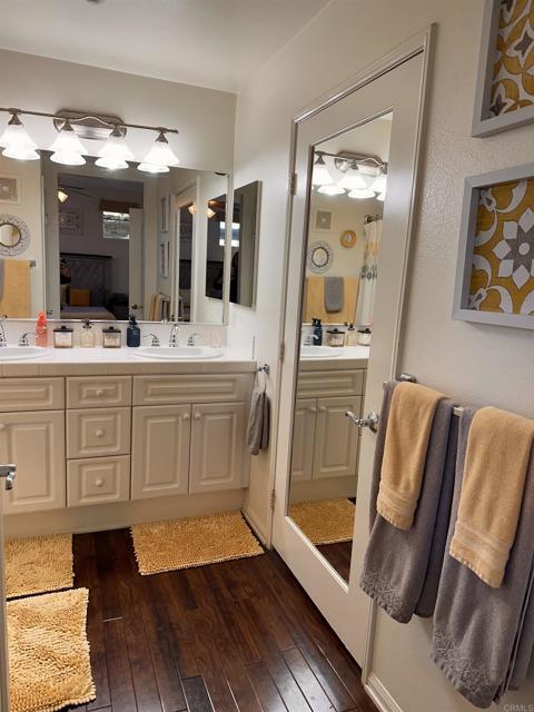 Building Photo - 95 Via Sovana