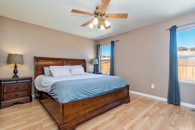 Building Photo - 21425 Grays Peak Dr