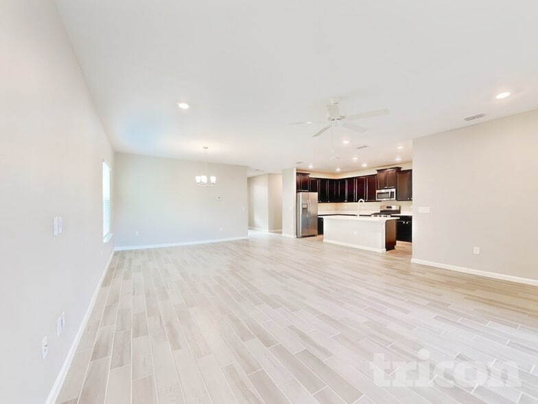 Building Photo - 38 Athens Dr