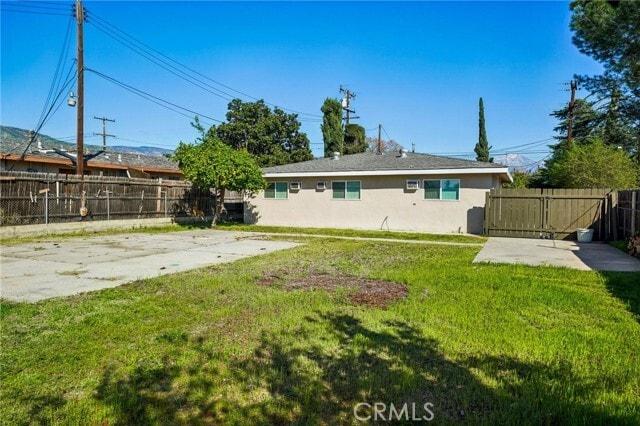 Building Photo - 7390 Valaria Dr