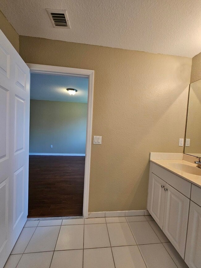 Building Photo - 963 Abaco Ln
