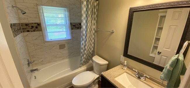 Building Photo - 1200 Davis Mill Rd