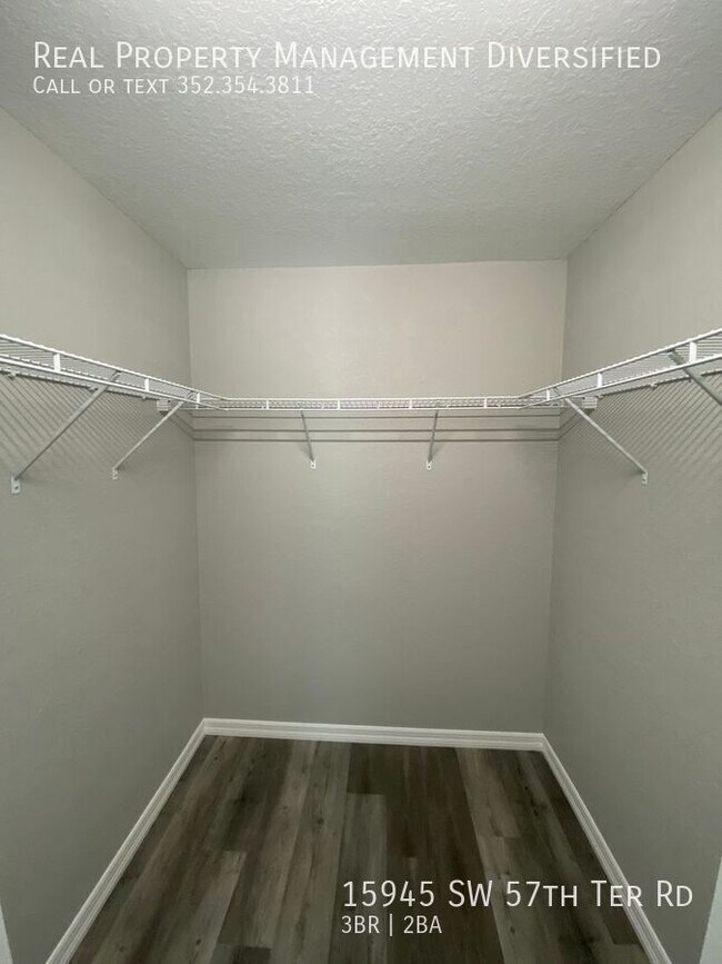 Building Photo - 15945 SW 57th Terrace Rd