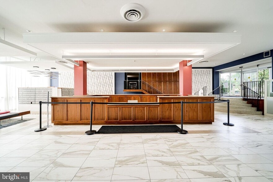 Building Photo - 4600 Duke St