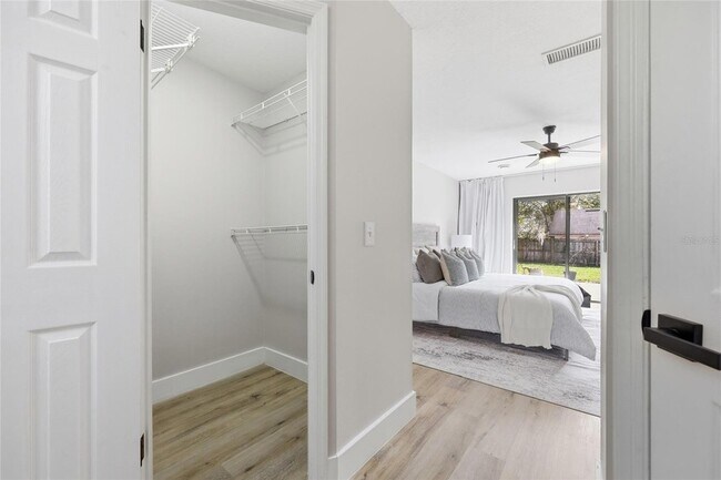 Building Photo - 645 Rosemere Cir