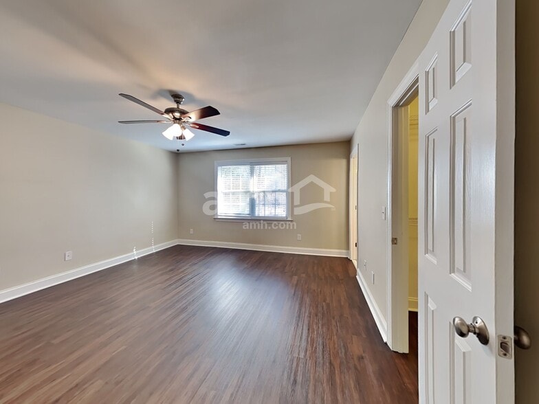 Building Photo - 9535 Waterwood Ct