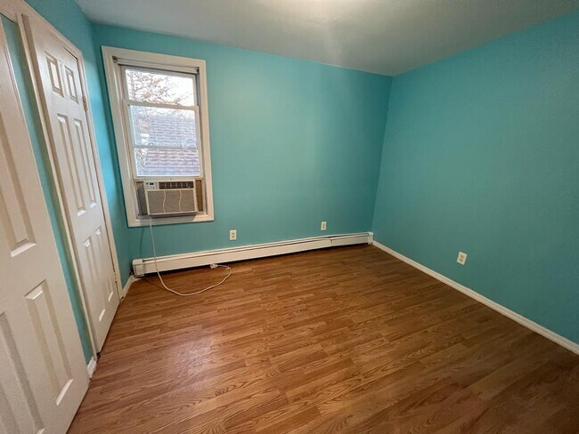 bedroom 1 - 13 Garrison St