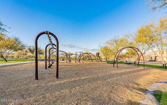 Building Photo - 27057 N Skipping Rock Rd