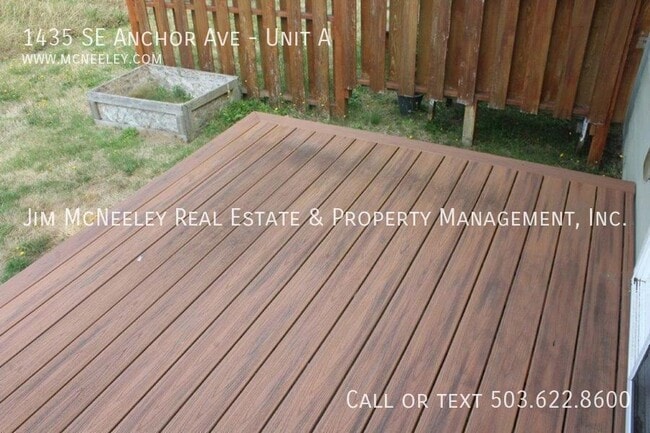 Building Photo - 1435 SE Anchor Ave