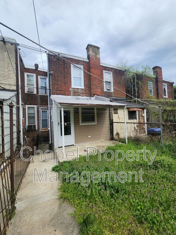 Building Photo - 1554 N Frazier St