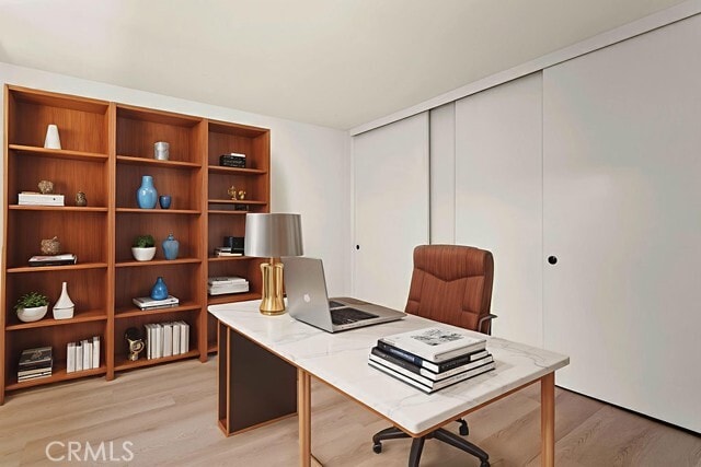 Building Photo - 26 Tahoe