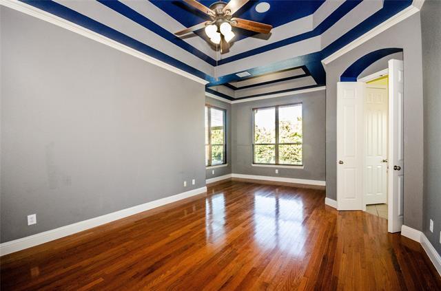 Building Photo - 821 Meadowlark Dr