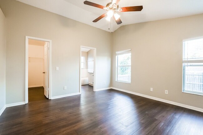 Building Photo - 15 S Cervidae Dr