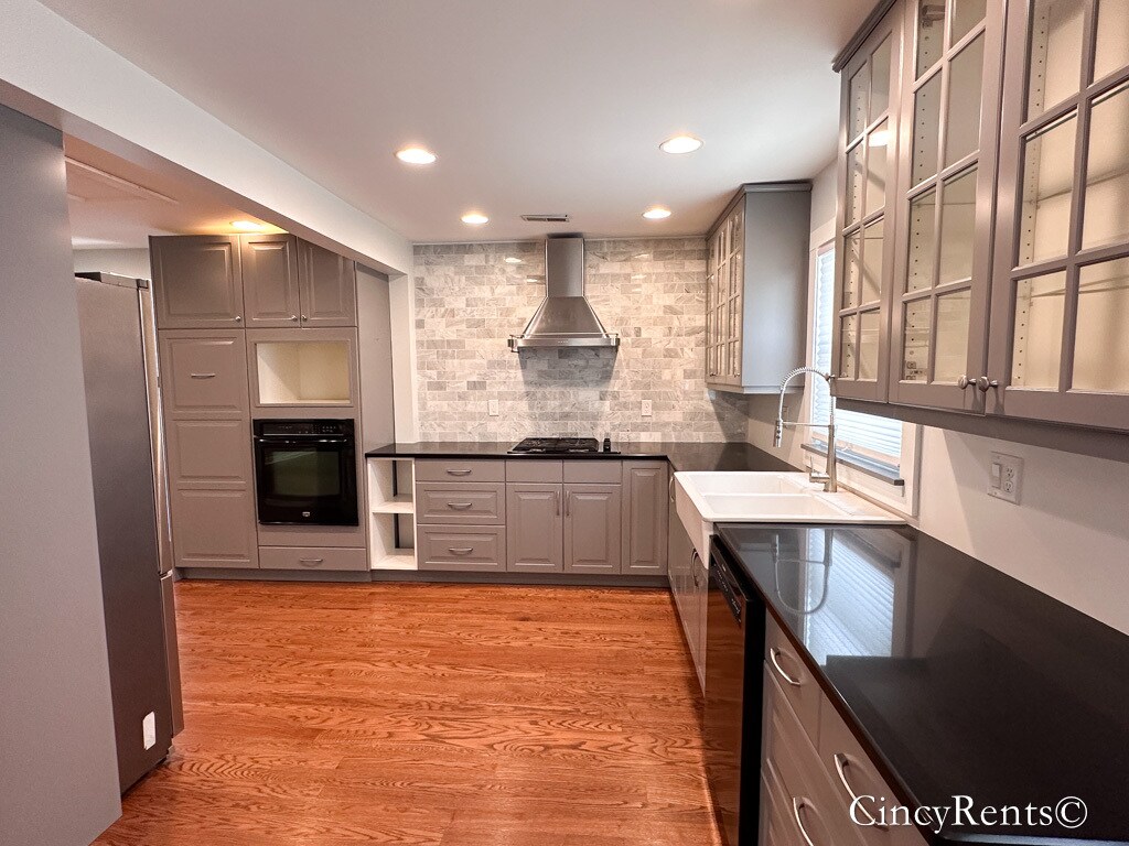 Building Photo - 4200 Grove Ave