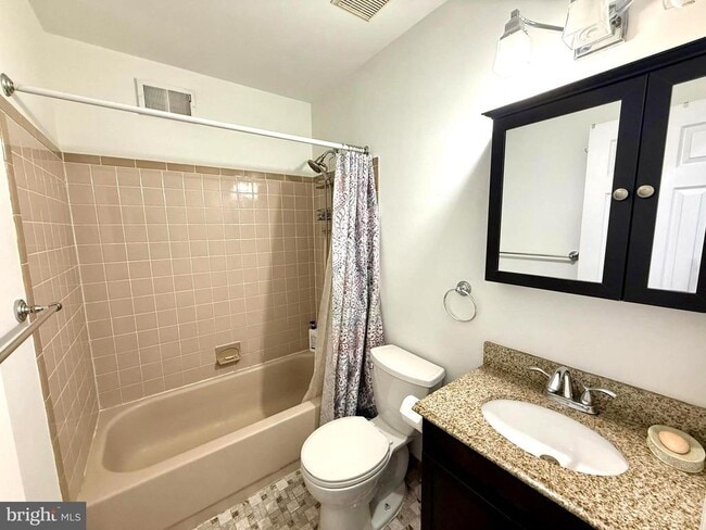 Building Photo - 13042 Trina Dr