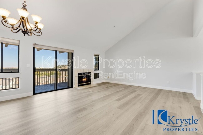 Building Photo - 20 Knoll Dr