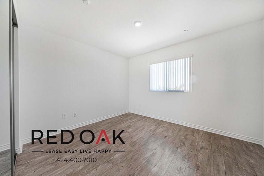 Building Photo - 14654 Nordhoff St