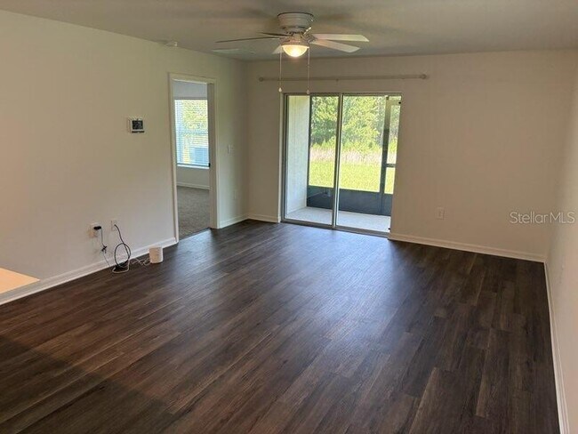 Building Photo - 8571 Sly Fox Loop
