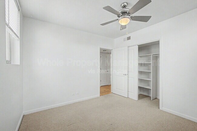 Building Photo - 908 Eudora St