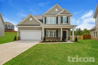 Building Photo - 141 Queenshall Rd