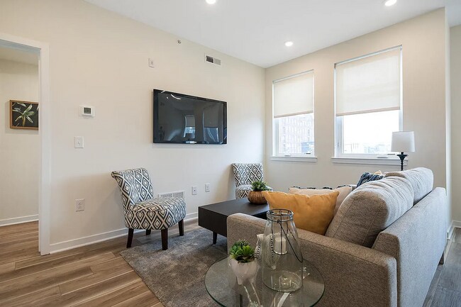 Building Photo - 1651 N 5th St