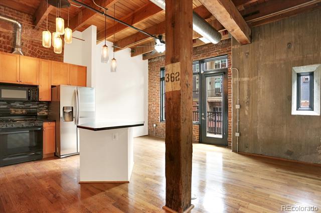 Building Photo - 2960 Inca St