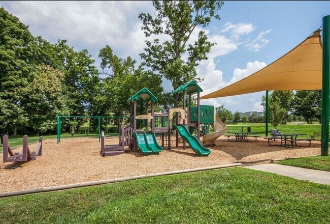 Building Photo - 3779 Wareham Dr