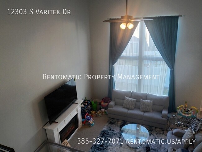 Building Photo - 12303 S Varitek Dr