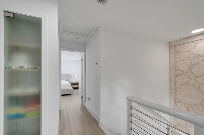 Building Photo - 94825 Overseas Hwy