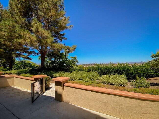 Building Photo - 7850 Via Belfiore