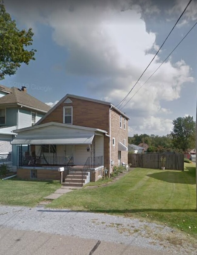 Building Photo - 3728 Essex Ave
