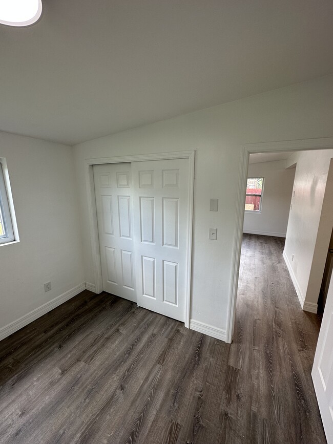 Building Photo - 2383 Chaucer St