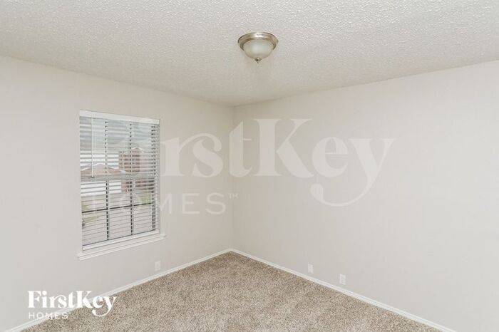 Building Photo - 119 Amber Ridge Dr