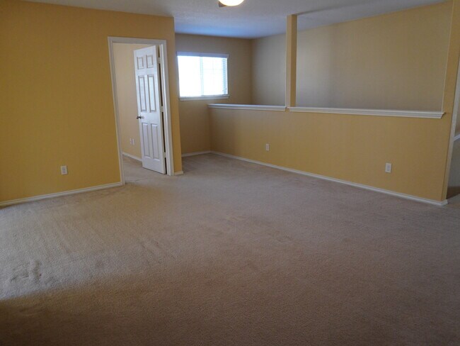 Building Photo - 25307 Colt River