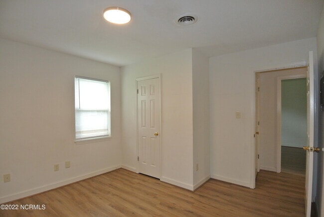 Building Photo - 1305 Stallings Pkwy