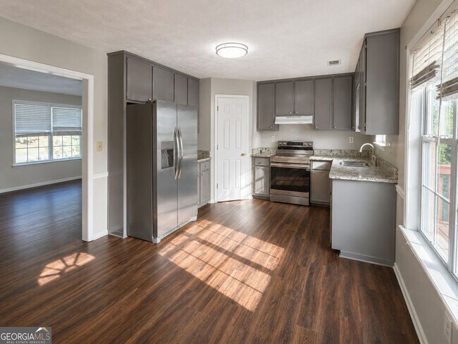 Building Photo - 2657 Amberly Glen Dr