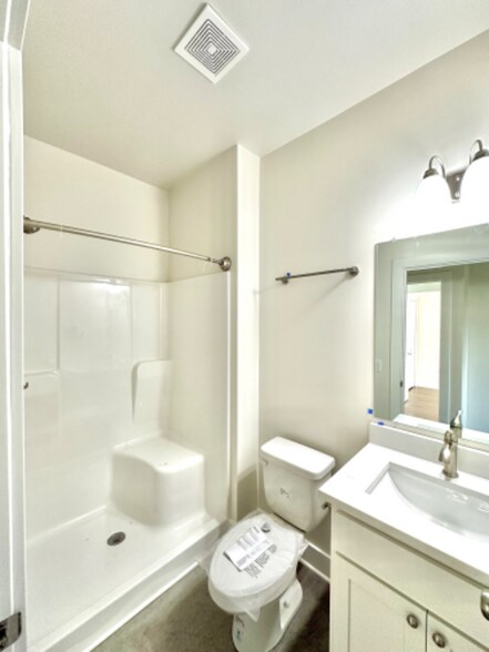 Building Photo - 1215 Corporate Dr