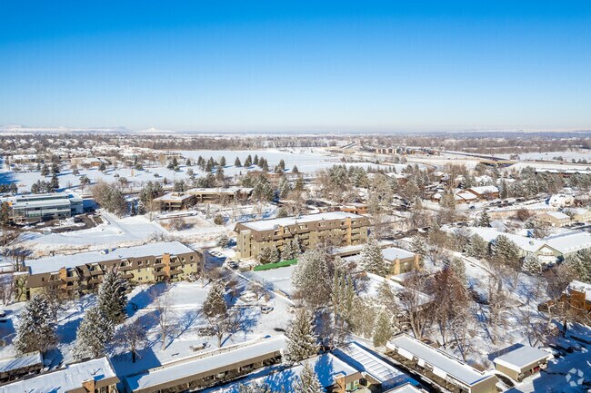 Context - Remington Post Condominiums
