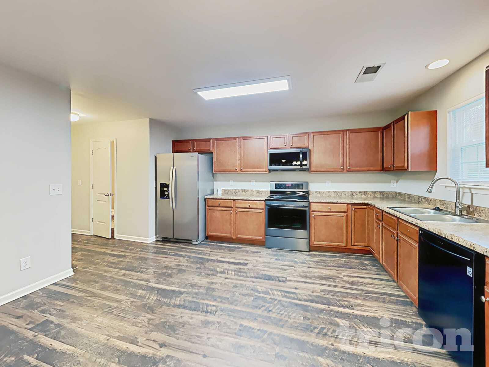 Building Photo - 1594 Weatherend Dr