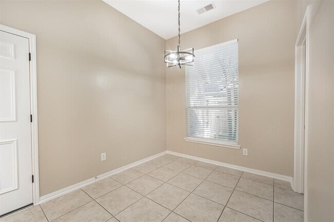 Building Photo - 15810 Cypress Hall Dr