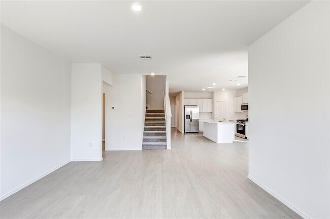 Building Photo - 102 Miglia St