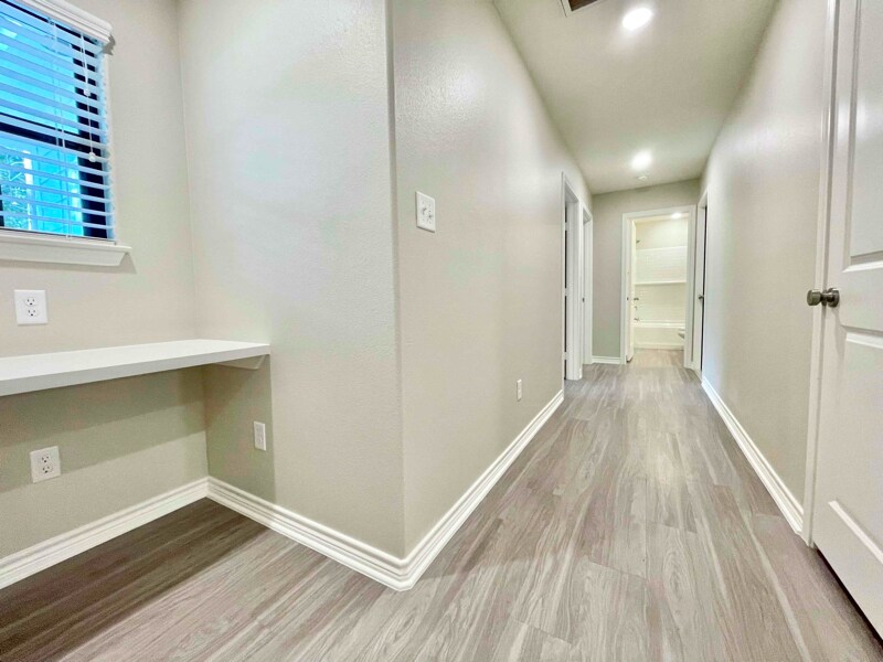 Building Photo - 14552 County Rd 2191