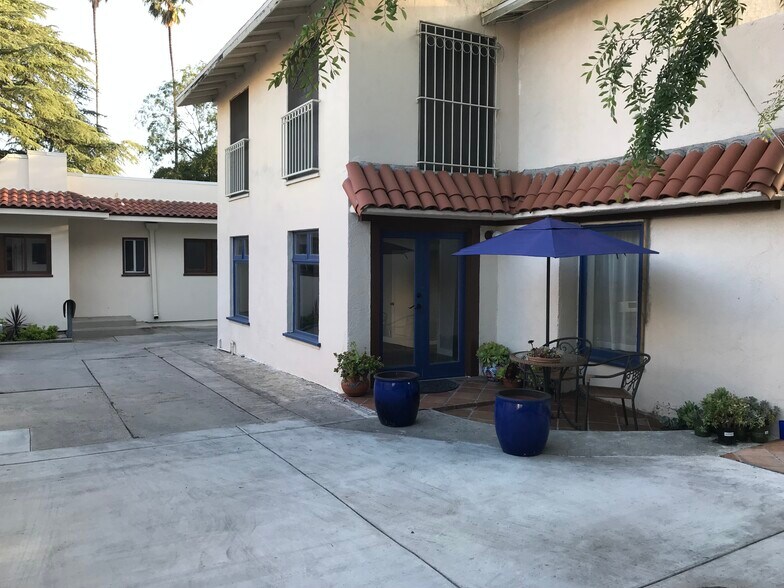 Building Photo - 1357 E Orange Grove Blvd
